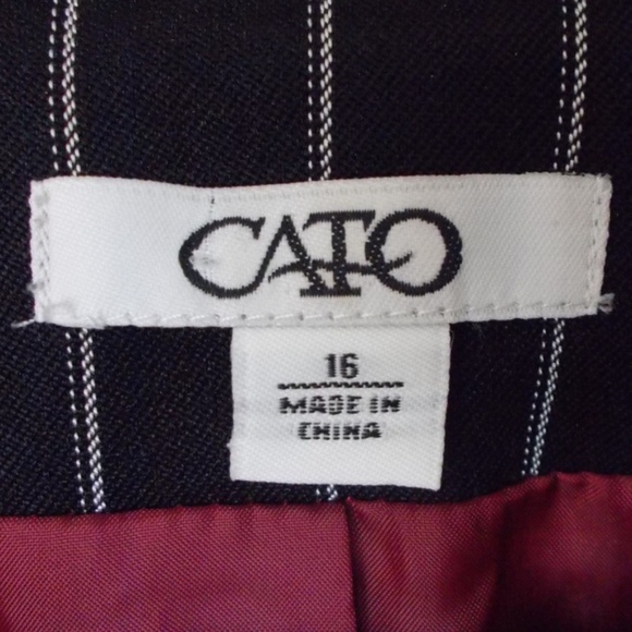 sold ..Cato Black & White Striped Plus Size Blazer - Picture 5 of 8